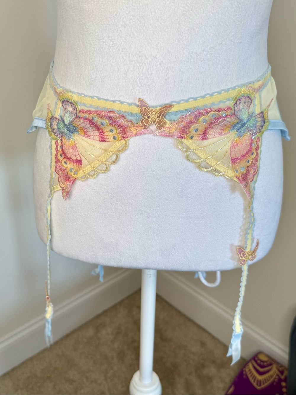 NWT (M) For Love & Lemons "Pastel Papillon" 3D Butterfly Garter Belt